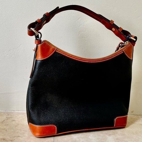 NWT Dooney & Burke Pebble & Grain Hobo - Picture 3 of 4